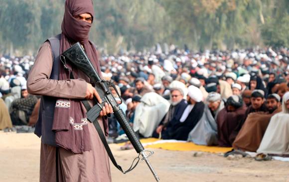 Los talibanes han impuesto más restricciones a las mujeres de Afganistán, como la prohibición de la educación secundaria y superior. Foto: EFE