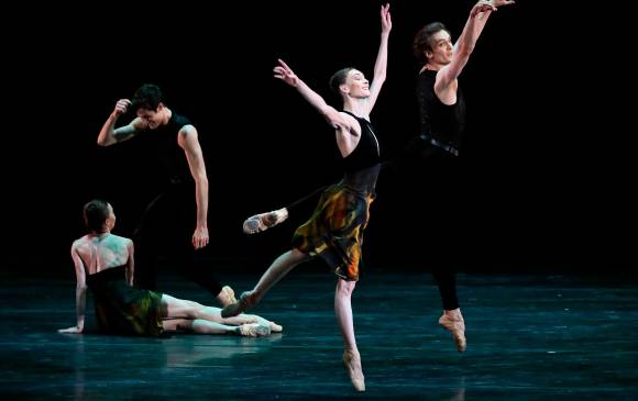 La temporada de la compañía Bolshoi fue cancelada por las autoridades culturales de Londres. FOTO Getty.