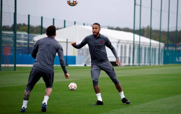 Messi y Neymar, figuras del PSG. FOTO: EFE
