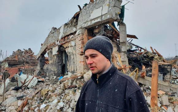 Los ataques aéreos afectaron zonas residenciales de Zhytomyr. Es cercana Kiev. FOTO AFP