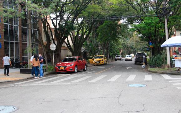 Uno de los tramos que pasará a ser unidireccional en Laureles, occidente de Medellín. FOTO: CORTESÍA.