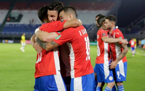 Antonio Sanabria puso el 1-0 en el Paraguay vs Colombia por Eliminatorias Qatar 2022. Foto: Getty