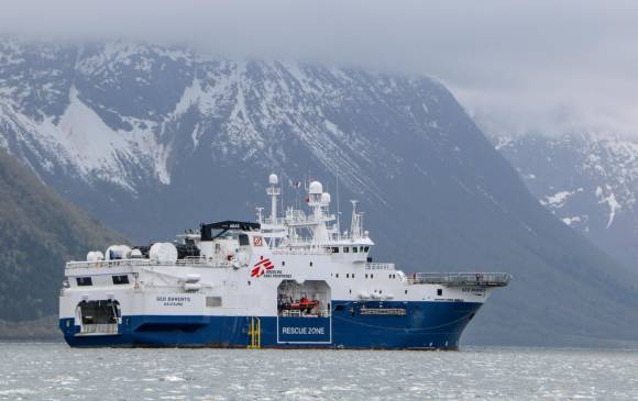 El barco Geo Barents es especialista en investigación sísmica. Mide 77 metros de alto y tiene una capacidad para cargar 600 pasajeros. FOTO Cortesía Médicos Sin Fronteras