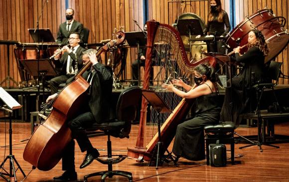La obra presentada fue la sinfonía número 4 de Gustav Mahler, dirigida por el maestro Alejandro Roca. Foto: Jaime Pérez