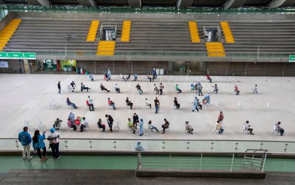La Alcaldía comunicó que el nuevo puesto del coliseo de voleibol (Carrera 70 # 48 - 273. Interior 10) comenzó a funcionar este jueves, a partir del mediodía. Foto: Edwin Bustamante