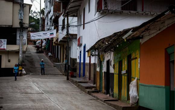Peque atraviesa un recrudecimiento de la violencia por la disputa entre Clan del Golfo y las disidencias. FOTO julio césar herrera