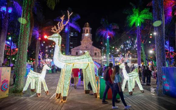 Toda una fiesta de luces por las calles de Itagüí