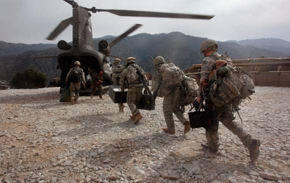 En el punto más álgido de la guerra en Afganistán, las fuerzas aliadas de la OTAN, lideradas por EE.UU. llegó a tener más de 130.000 uniformados en territorio. FOTOS Getty