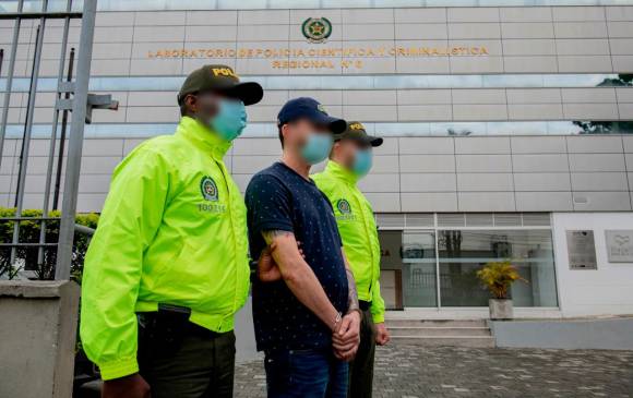 Así se dio la captura de alias Gallina. FOTO: CORTESÍA POLICÍA