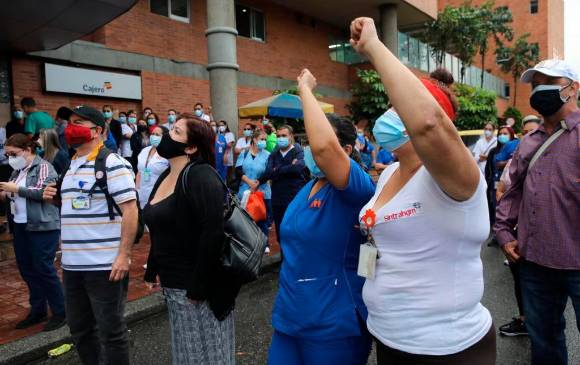 En el acto se hicieron presentes otras agremiaciones sindicales como la CUT y Sintrametro. FOTO EDWIN BUSTAMANTE