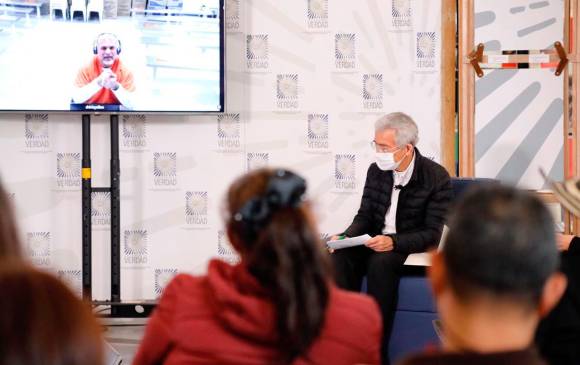 El encuentro se llevó a cabo de manera virtual. Salvatore Mancuso se conectó desde la cárcel de máxima seguridad en la que paga su condena en Estados Unidos. FOTOS: COLPRENSA