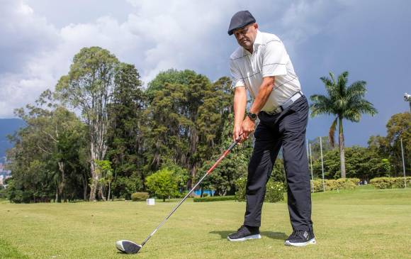 El club El Rodeo organizó un torneo en homenaje a Carlos Alberto Torres Serna, durante el evento todos le agradecieron esa dedicación y amor por este lugar. FOTO carlos velásquez