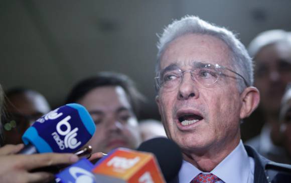 Álvaro Uribe mantiene su calidad de imputado dentro de este proceso. FOTO Colprensa
