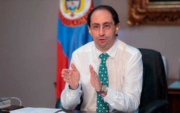 José Manuel Restrepo, ministro de Hacienda, destacó que Colombia se consolidó como una de las naciones líderes en materia de reactivación económica en 2021. FOTO Colprensa