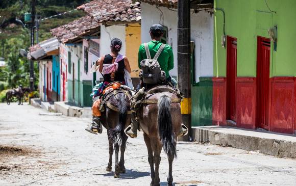 El panorama de orden público en el municipio de Ituango es complejo por la presencia de diversas organizaciones armadas que libran una guerra mientras la población civil está en el medio. FOTO JULIO CÉSAR HERRERA