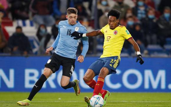 Los duelos entre Johan Mojica y Federico Valverde fueron en su mayoría ganados por el jugador Colombiano.