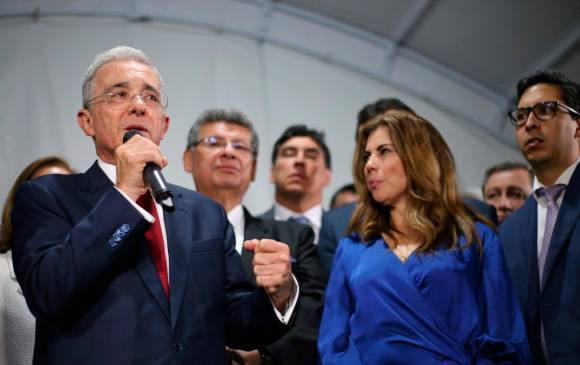 El expresidente Álvaro Uribe insistió en que su prioridad eran las desmovilizaciones. FOTO COLPRENSA