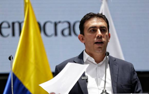 El registrador Vega aseguró que solo hasta que se complete el 100% del escrutinio informará sobre la redistribución de curules en el Senado. FOTO COLPRENSA