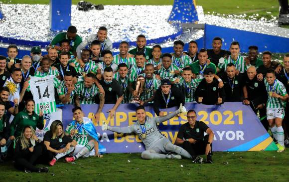 Atlético Nacional celebra el título de la Copa Betplay que le dio el cupo a Copa Libertadores de 2022. FOTO JAIME PÉREZ 