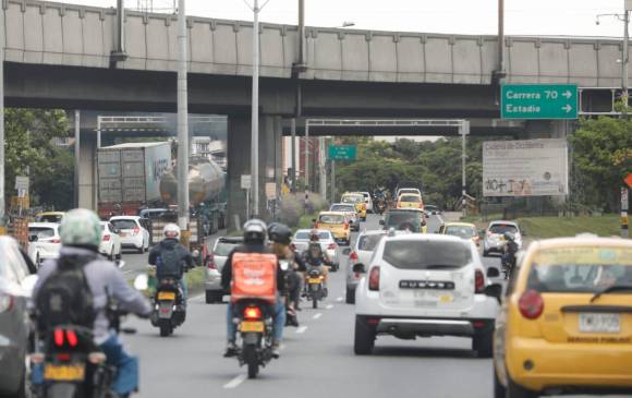 Las calles y las avenidas estuvieron congestionadas como los sábados antes de las medidas. Foto: Camilo Suárez.