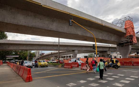 Obras como el intercambio vial La Ayurá, que beneficiará a Itagüí y Envigado, con una inversión de $113.000 millones, son producto del trabajo coordinado en el Aburrá Sur. FOTO edwin bustamante