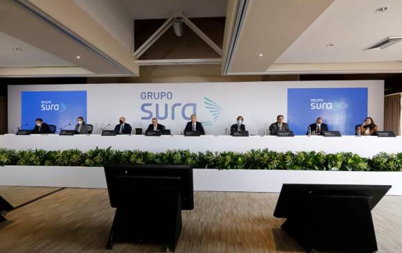 Se acordó que los miembros independientes de la junta de Sura, Sergio Michelsen, Jaime Bermúdez, Lina Echeverri y Carolina Uribe, serán los que fijen una decisión sobre segunda OPA por Nutresa. Foto: Cortesía