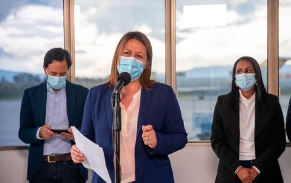 La ministra Ximena Lombana fue una de las voceras que anunció la agenda de esta semana en Corea del Sur. FOTO Cortesía Twitter Ximena Lombana