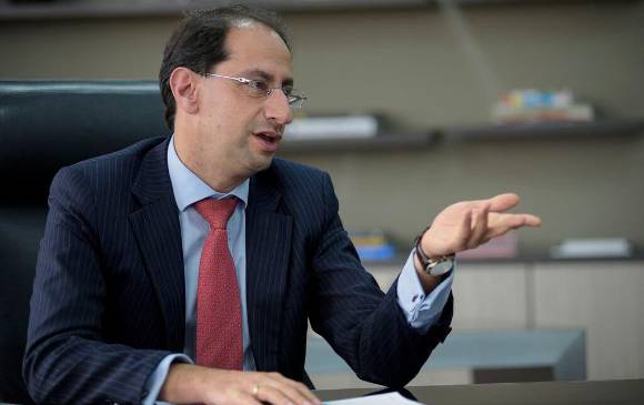 José Manuel Restrepo, ministro de Comercio, Industria y Turismo, asegura que este año la economía colombiana crecerá más de 5 %. FOTO Cortesía Mincomercio