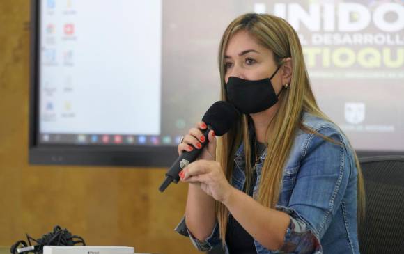 Lina Bustamante, secretaria de Salud, informó que en Antioquia se han aplicado 20.284 vacunas. Foto: Cortesía Gobernación de Antioquia