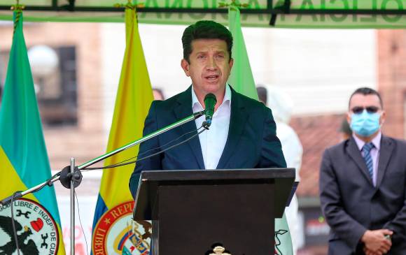 El ministro Molano ha tenido una alta exposición al haber visitado varias regiones lejanas afectadas por problemas de orden público. FOTO ARCHIVO