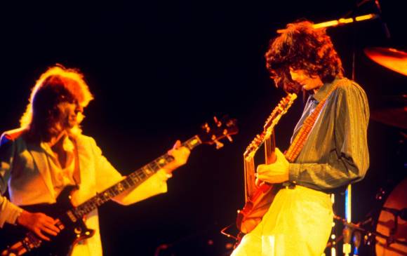 Imagen de 1979 en la que Led Zeppelin interpretó Stairway to Heaven en un concierto en el Reino Unido. FOTO Getty