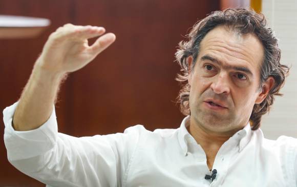Los compañeros de coalición de Federico Gutiérrez reconocieron su victoria y aseguraron que lo acompañarán en la primera vuelta presidencial, el 29 de mayo. FOTO MANUEL SALDARRIAGA
