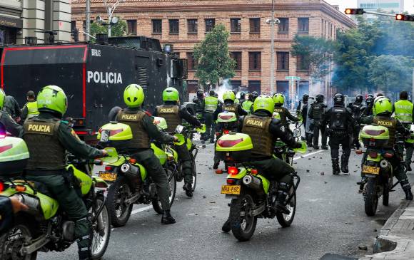 El accionar de la Fuerza Pública colombiana durante las protestas sociales será el foco de la misión de la CIDH en el país. FOTO MANUEL SALDARRIAGA