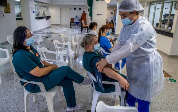 El alto número de personas de la salud incapacitados por contagio de covid enciende las alertas en el departamento. FOTO JUAN ANTONIO SÁNCHEZ