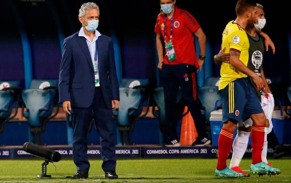 El técnico Reinaldo Rueda está en el momento más difícil de su gestión al frente de Colombia. FOTO EFE