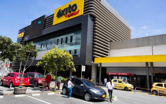Una de las alternativas es que las acciones del Grupo Éxito lleguen a la Bolsa de Valores de Nueva York y emitir recibos para negociación en Colombia y Brasil. FOTO MANUEL SALDARRIAGA