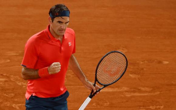 Roger Federer enfrentará al italiano Matteo Barrettini en cuartos de final. FOTO EFELANGSDON