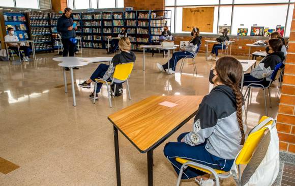 153.029 estudiantes de 895 sedes educativas regresarán a las aulas a partir del próximo martes. FOTO: Juan Antonio Sánchez