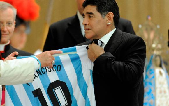 El Papa Francisco y el fallecido futbolista, Diego Maradona, compartían la nacionalidad argentina. FOTO: CORTESÍA