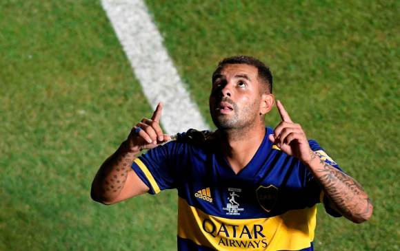 El equipo más laureado de la Argentina se puso en ventaja con un tanto del colombiano Edwin Cardona. FOTO EFE