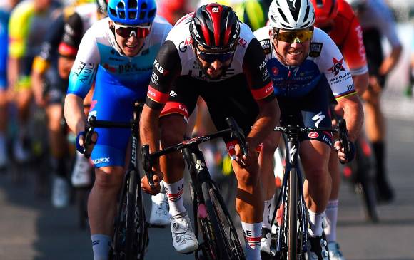 Pasaron dos años para que Fernando Gaviria volviera a situarse de líder en una carrera. La última vez había sido en la Vuelta San Juan-2020, en Argentina. FOTO GETTY