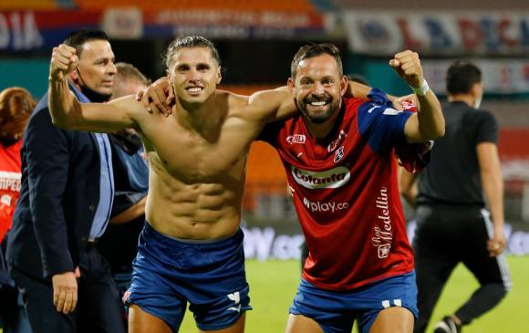 El argentino Agustín Vuletich y el uruguayo Matías Mier aportan goles y entrega en el equipo rojo.