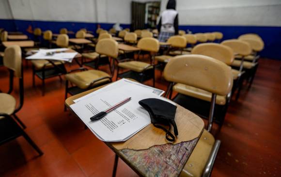 Este lunes regresarán los grados 11, Clei VI y los grados 12 y 13 de los ciclos complementarios. FOTO MANUEL SALDARRIAGA