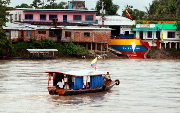 El Amparo (foto), es el sitio fronterizo entre Colombia y Venezuela por el lado de Arauca por el que pasan algunos venezolanos a Colombia. FOTO: Jaime Pérez 