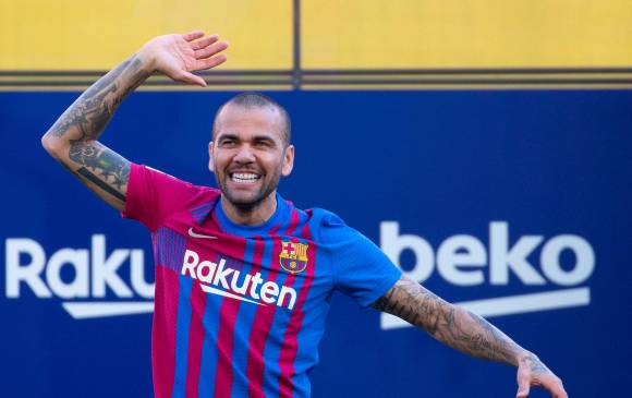 Dani Alves jugará con la camiseta del Barcelona a sus 38 años. Fotos EFE