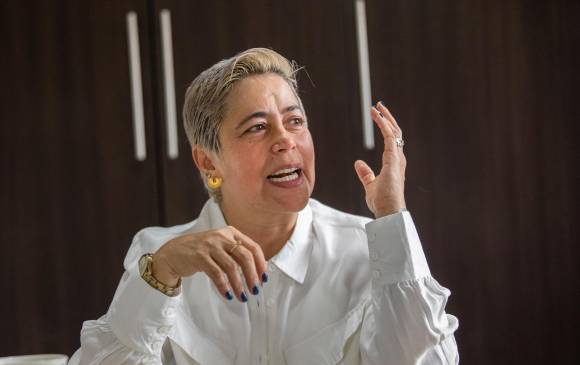 Ana Carolina Arboleda Gallo (101 en el tarjetón) va en fórmula al Senado con Ariel Ávila. Comparte los ideales políticos del precandidato presidencial Sergio Fajardo. FOTO camilo suárez