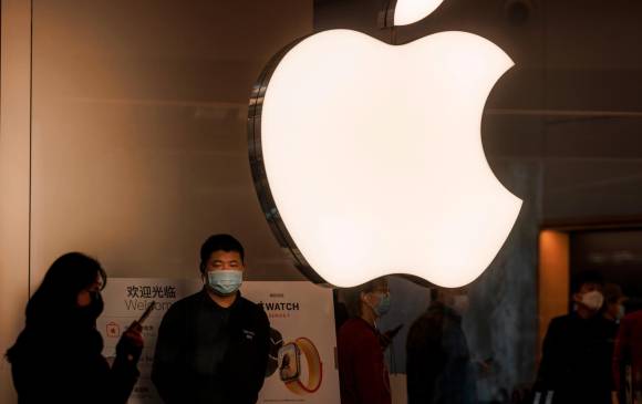 Fachada de una tienda de Apple en China en noviembre de 2021. FOTO EFE