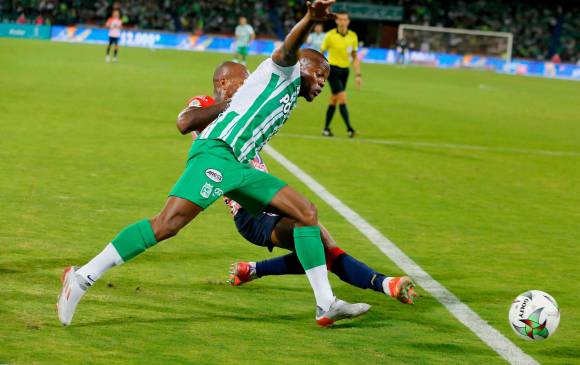 Atlético Nacional lució ante Junior, por última vez, la camiseta del año anterior. Foto: Dimayor: 