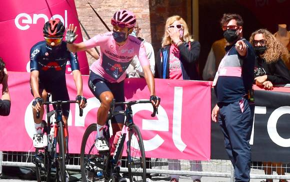 Egan afronta con tranquilidad la semana final del Giro. En la alta montaña que se viene es uno de los favoritos a hacer la diferencia y llevarse el segundo trofeo para el país. FOTO EFE 