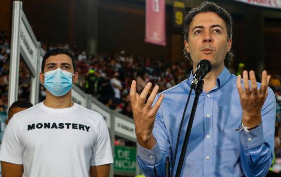 Quintero insistió en que las presuntas irregularidades denunciadas por él serían prueba suficiente para que la certificación de la revocatoria ante el CNE se caiga. FOTO: MANUEL SALDARRIAGA QUINTERO